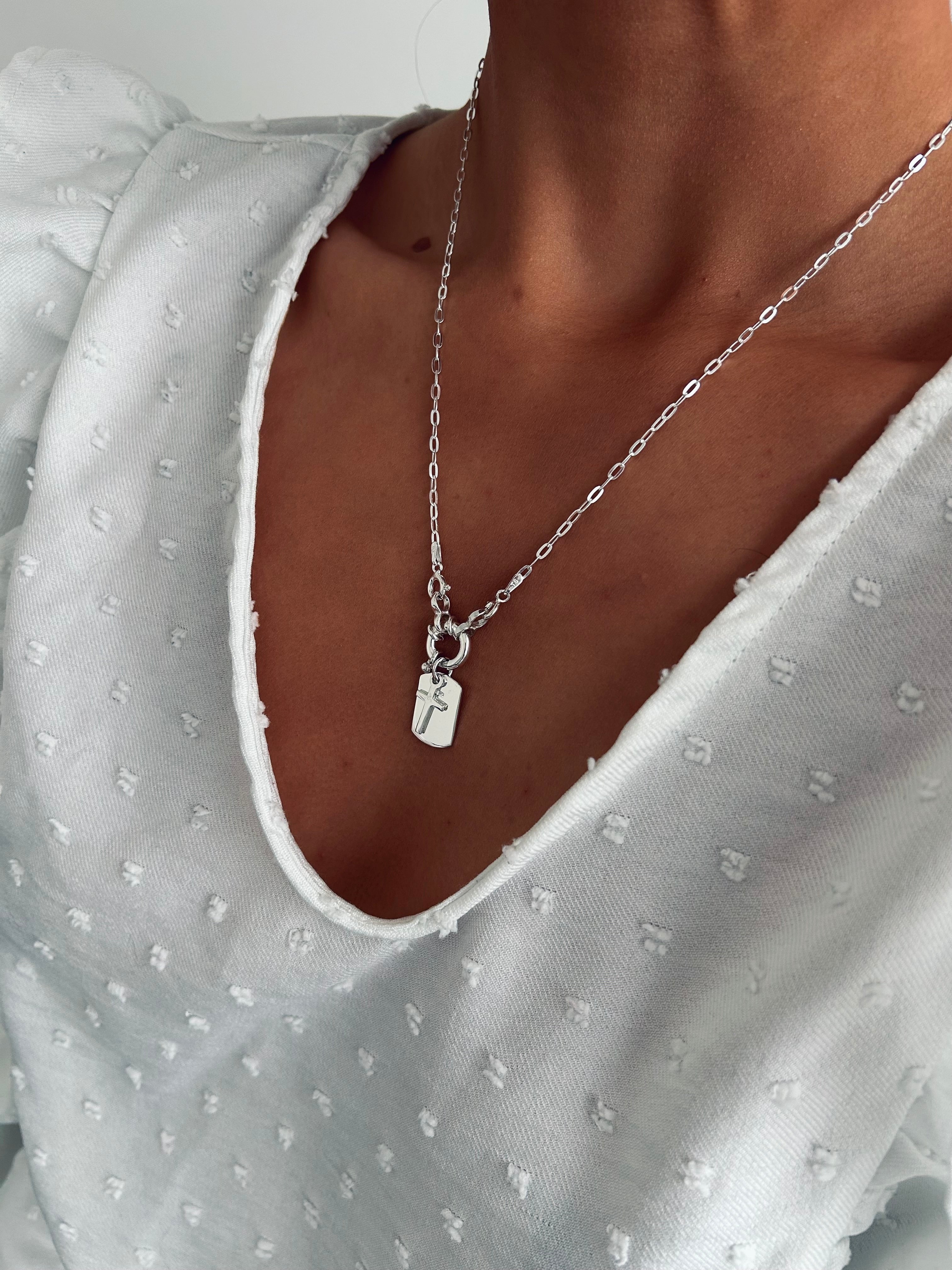 COLLAR PLACA PROTECTORA CRUZ PLATA 925