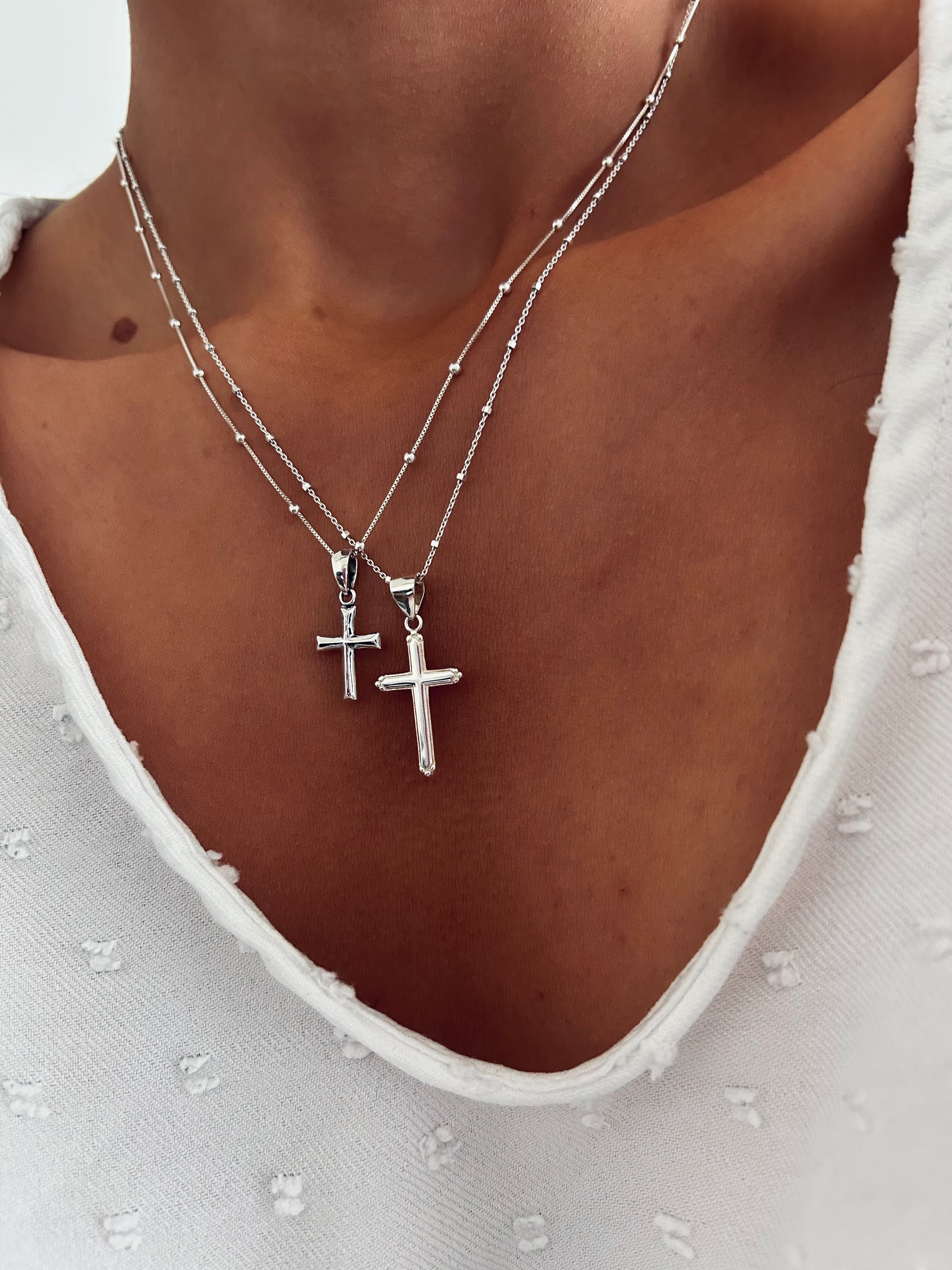 COLLAR CRUZ LA MARÍA PROTECCIÓN PLATA 925