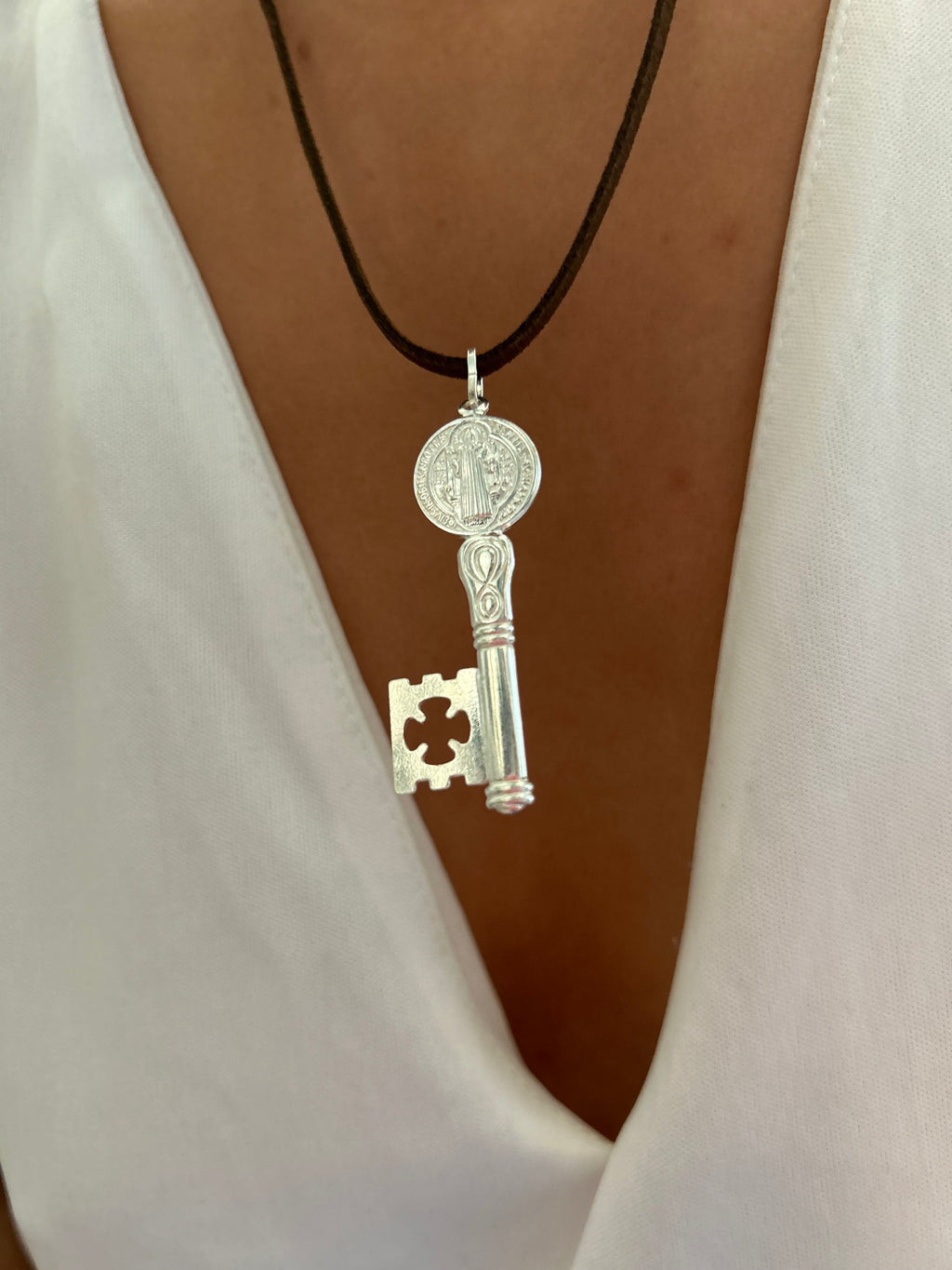COLLAR PLATA 925SAN BENITO LLVAVE