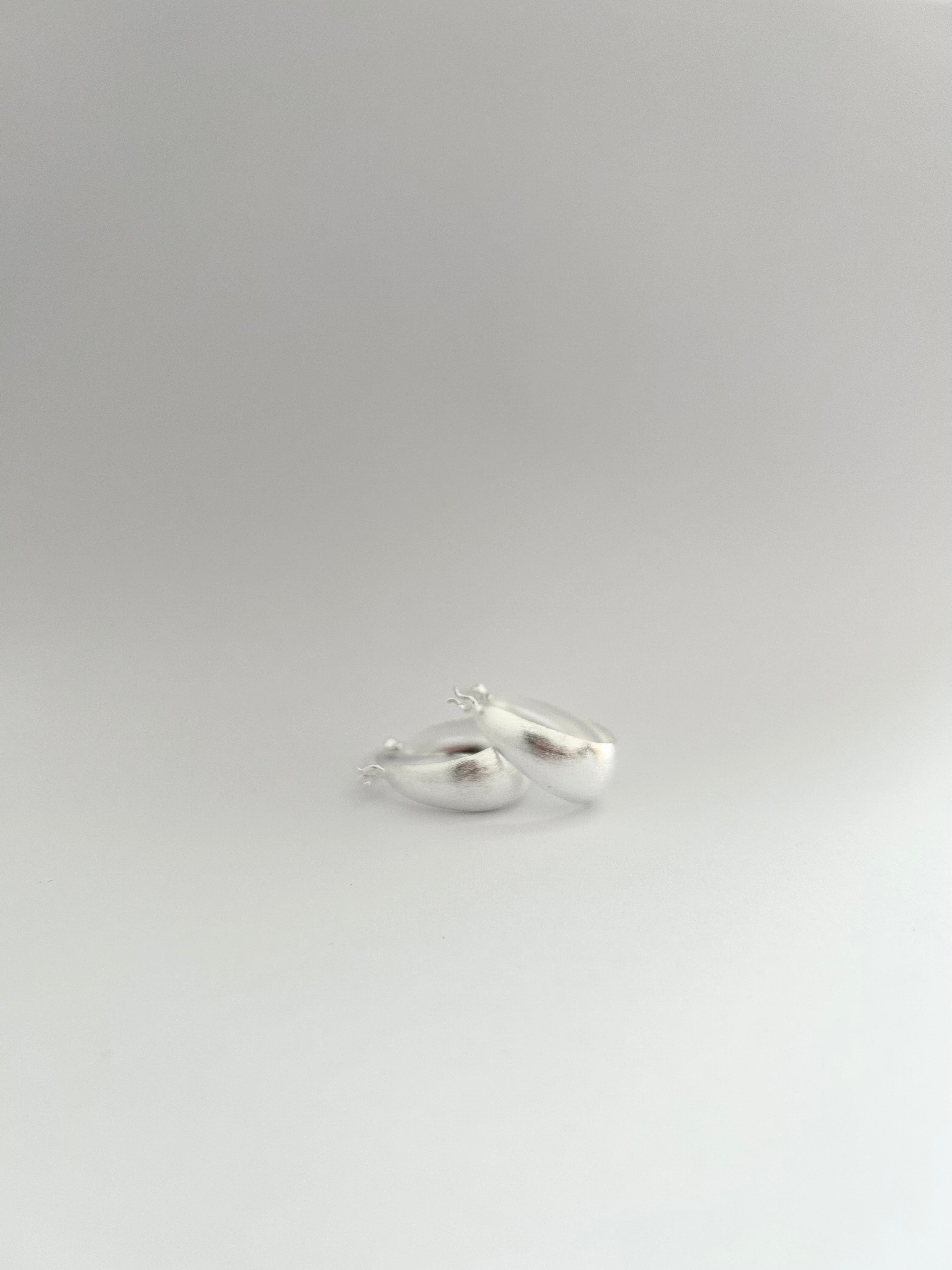 ARGOLLAS OVAL PLATA 925