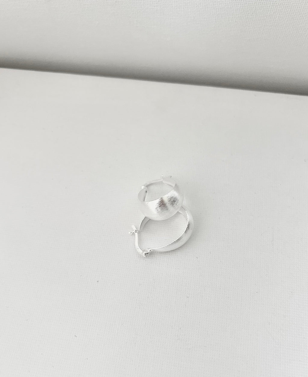 ARGOLLAS OVAL PLATA 925