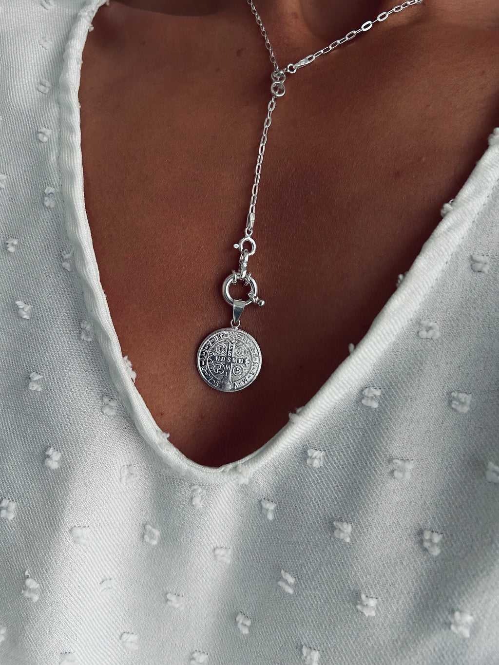 COLLAR SAN BENITO LA BENDITA PLATA 925