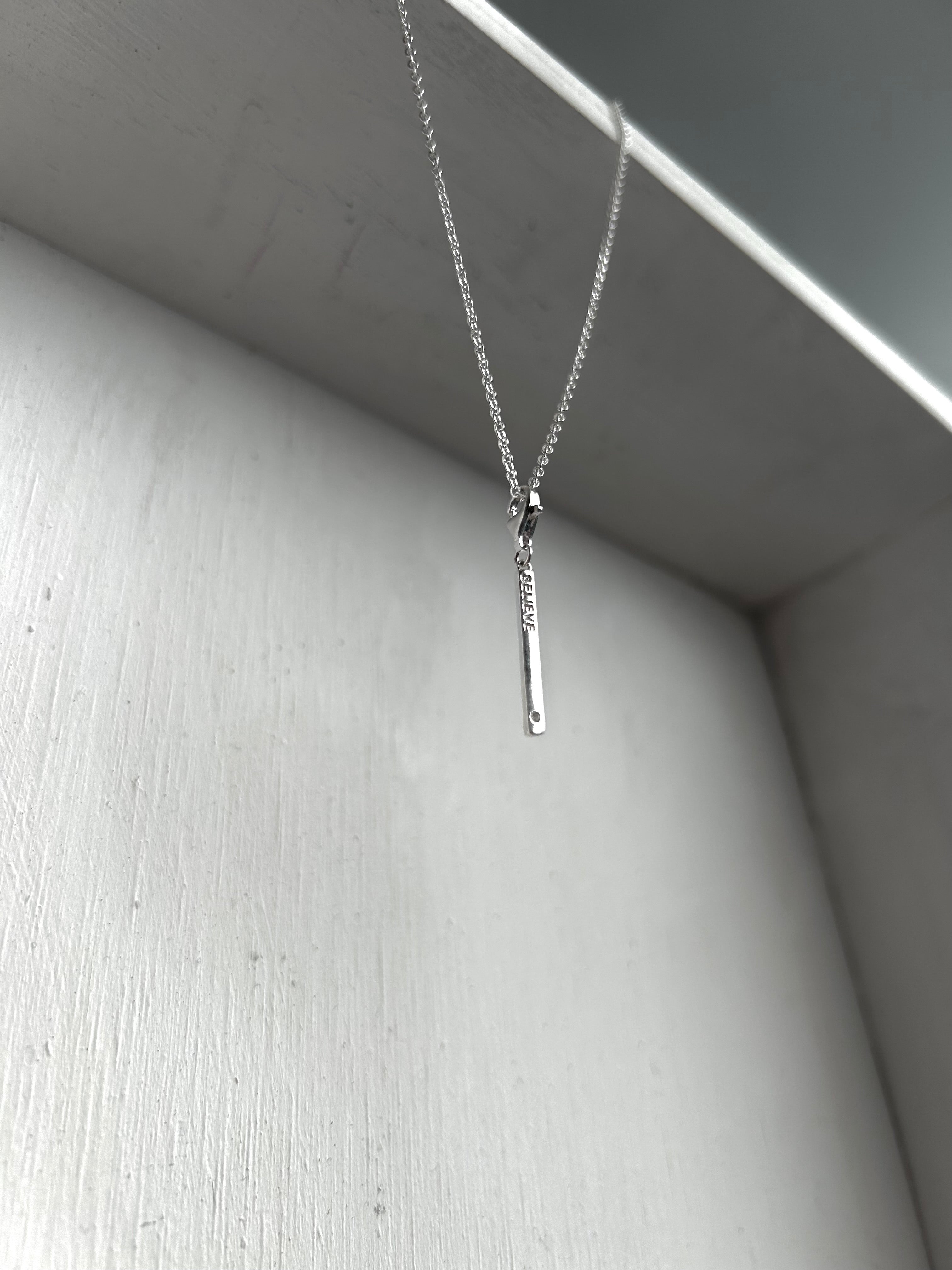 COLLAR LINGOTE BELIEVE PLATA 925