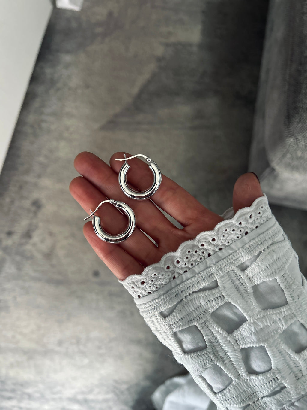 ARGOLLAS MARÍA TRINIDAD PLATA 925 25 mm